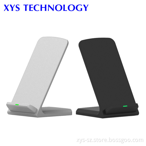 Hot Selling Qi Standard 3 Coils Wireless Charger Pad with Ultrathin Support for Smart Phone
